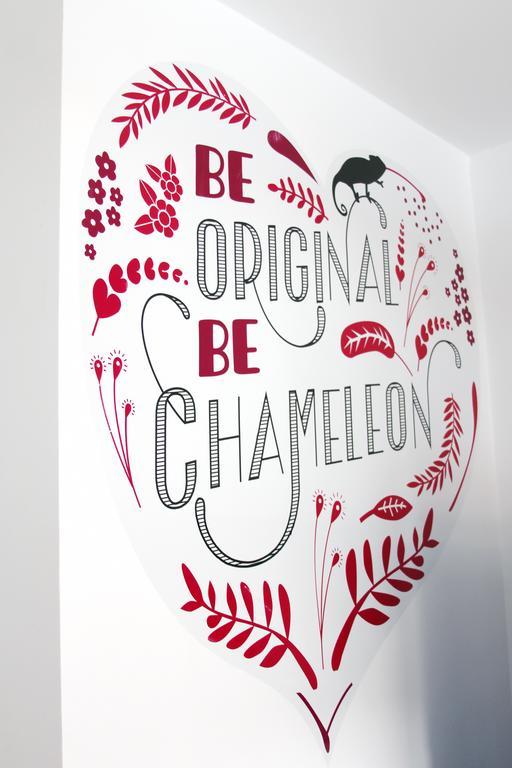 Chameleon Youth Hostel Аликанте Екстериор снимка