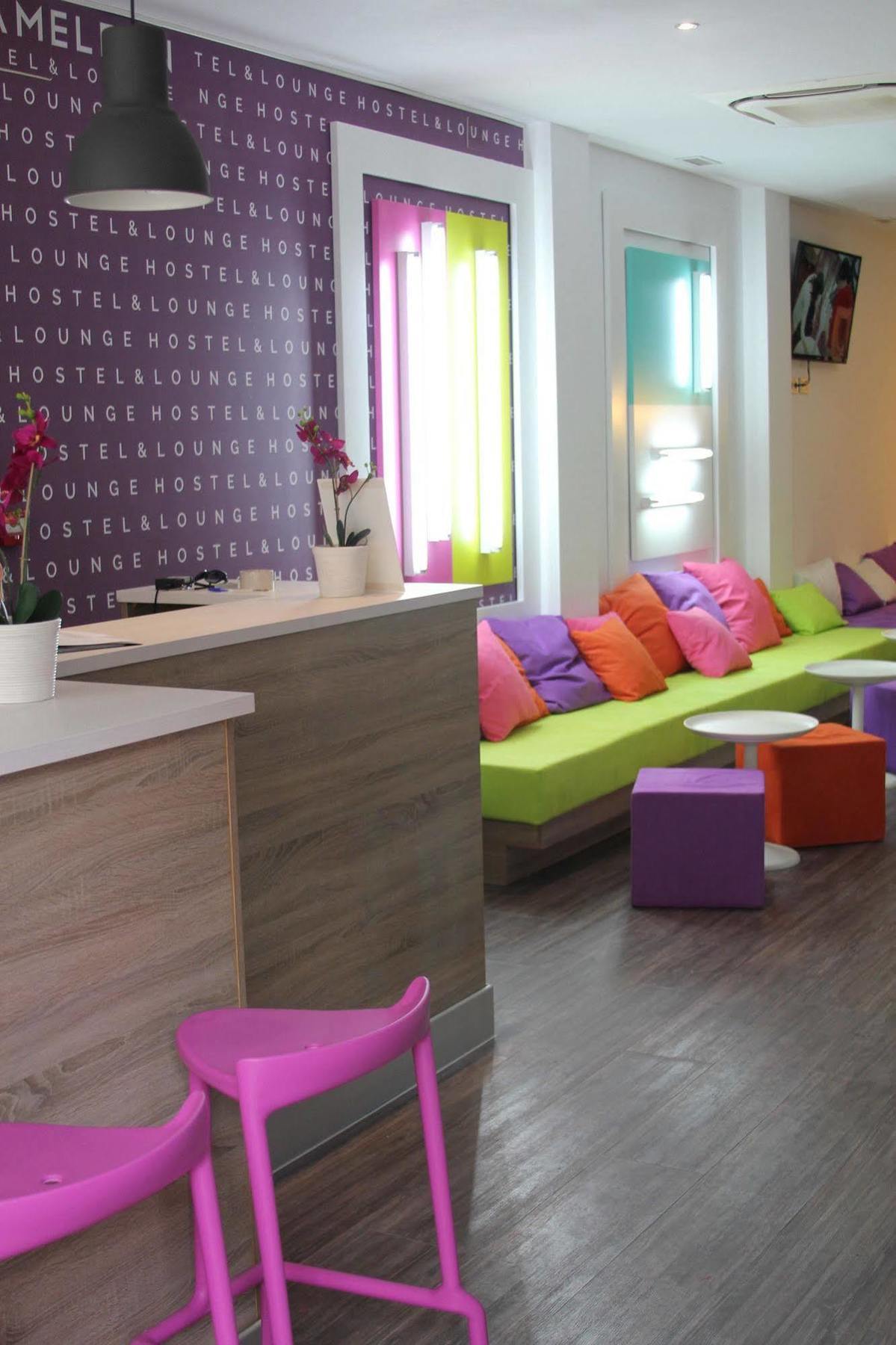 Chameleon Youth Hostel Аликанте Екстериор снимка